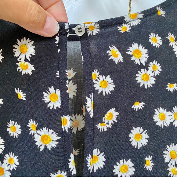 Sweet daisy summer boho floral dress w prairie country vibe - Picture 9 of 15